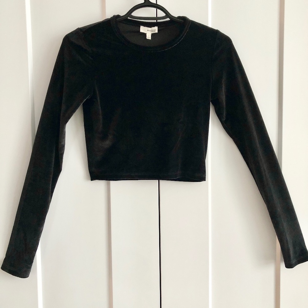 Wilfred, Free, Long Sleeve, Black, Velvet, Crop Top, Size S, Good Condition